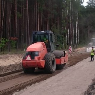 stabilizacja gruntu - mieszanie i zagęszczanie